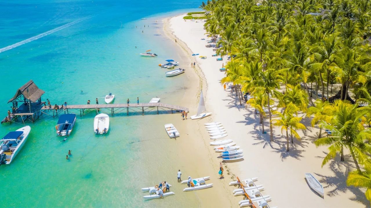 Mauritius: The Jewel of the Indian Ocean