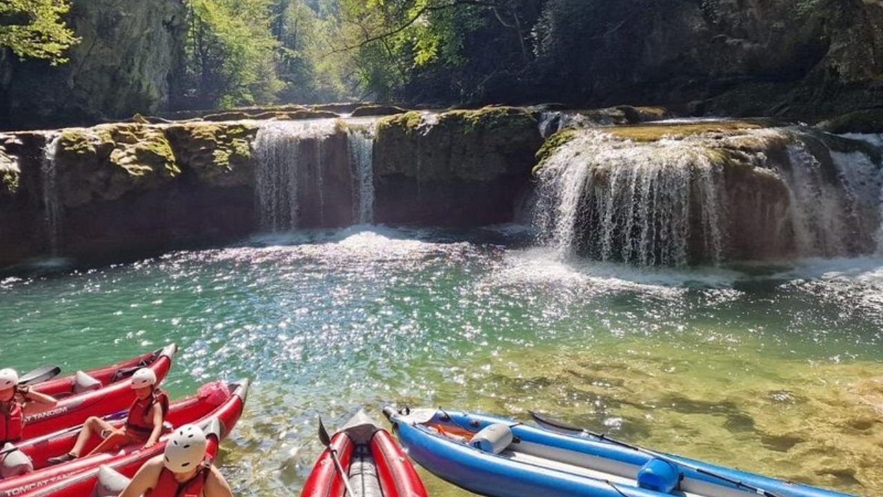 Experience the Plitvice Lakes National Park: A guide to your perfect nature retreat
